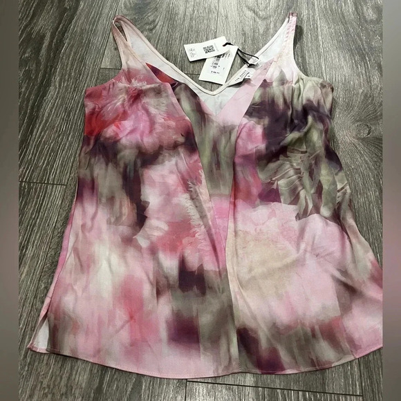 NWT Ted Baker Nethiia V-Neck Cami Top Size 0 / US 2 - Picture 6 of 10